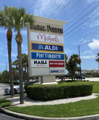 Sabal Pointe Plaza: 780 E Merritt Island Cswy, Merritt Island, FL 32952